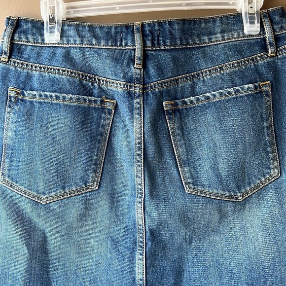 LOFT Denim Cotton Distressed Front Cut Out Skirt Size 6 - Picture 9 of 15